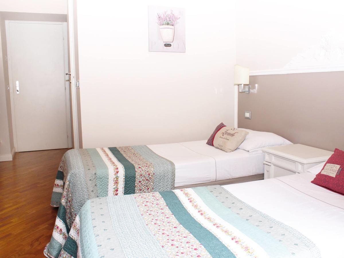 Grand Tour 4Rooms Napels Buitenkant foto