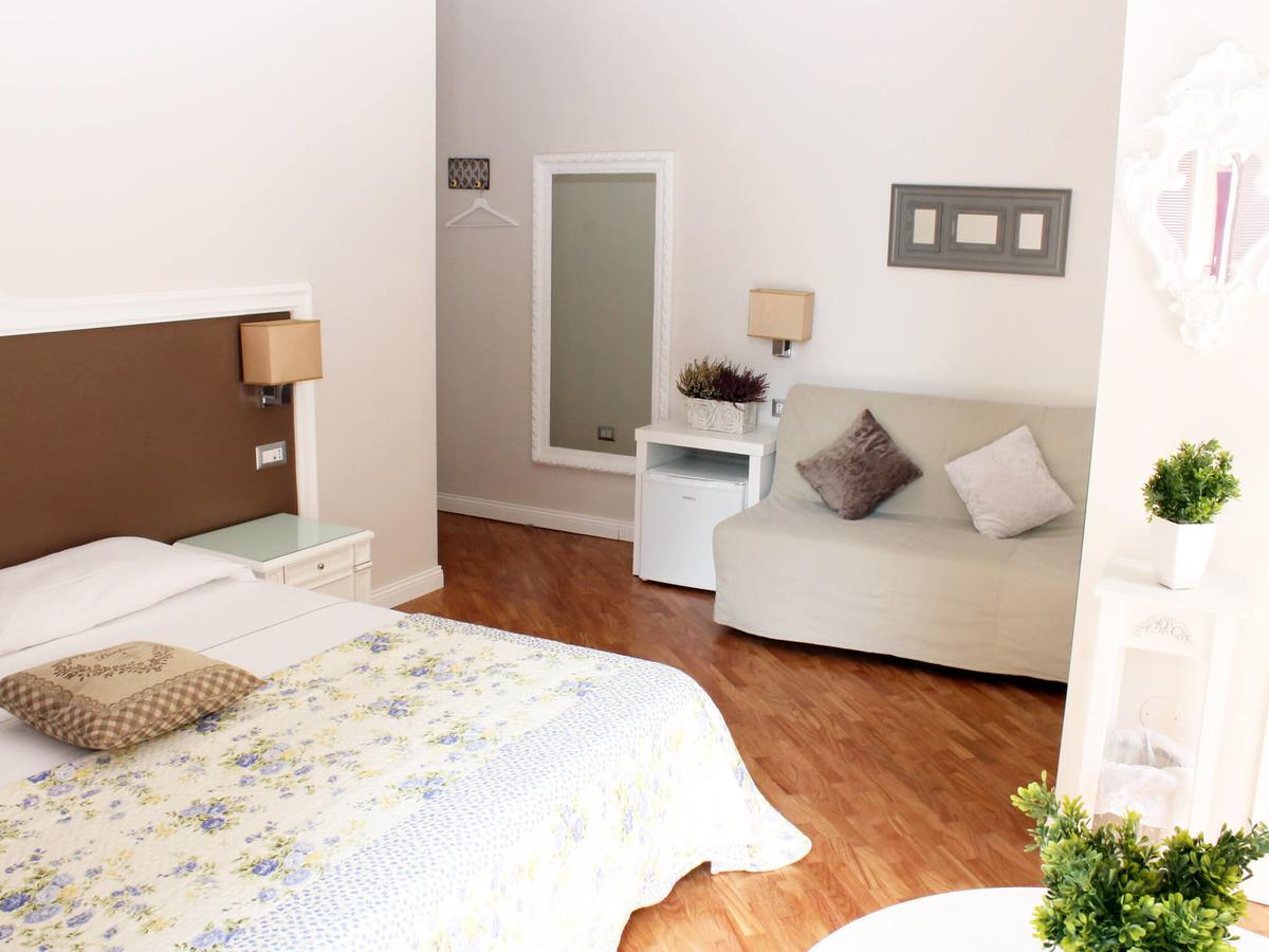 Grand Tour 4Rooms Napels Buitenkant foto